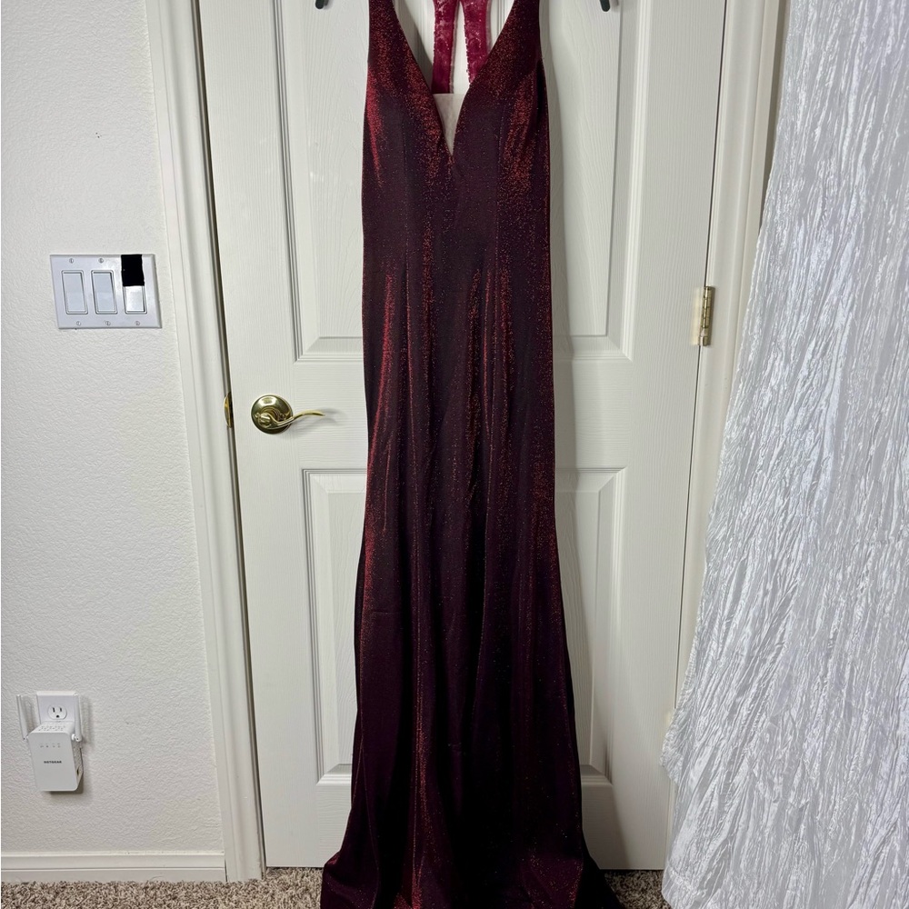 Elegant Burgundy Evening Gown size small